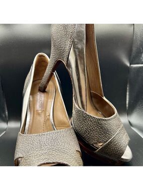 BCBGMaxAzria Metallic Silver Stiletto Platform Heels Size 7.5